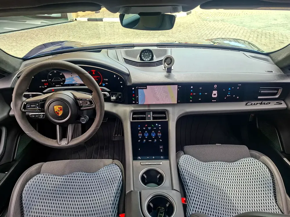 AED 5850/month | 2021 Porsche Taycan  | GCC Specs | Ref#459144 - Image 9