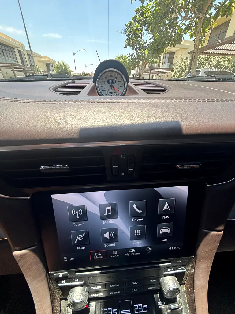 2018 Porsche 911 Carrera 4S - GCC Specs - Image 10