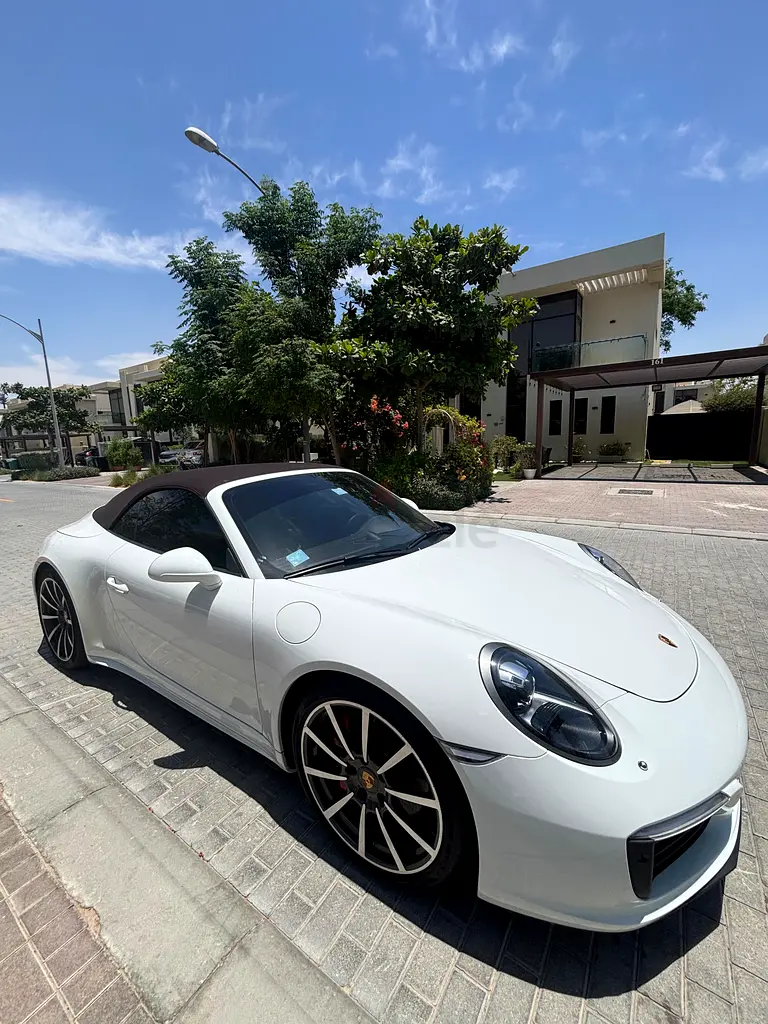 2018 Porsche 911 Carrera 4S - GCC Specs - Image 7