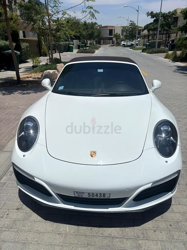 2018 Porsche 911 Carrera 4S - GCC Specs - Image 8