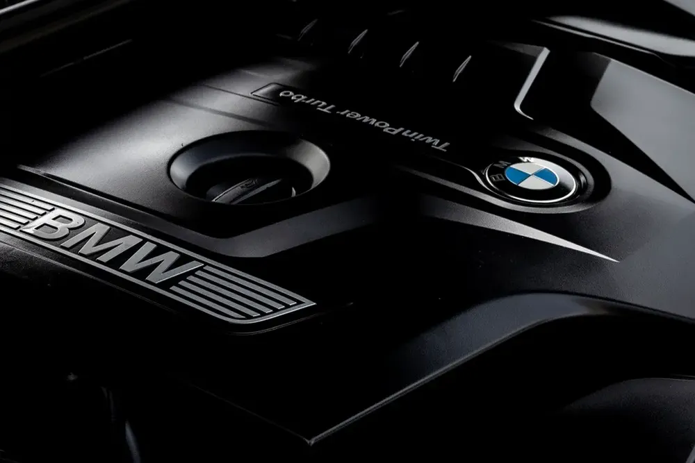 BMW 5 Series 520 2019 GCC specs - Image 10