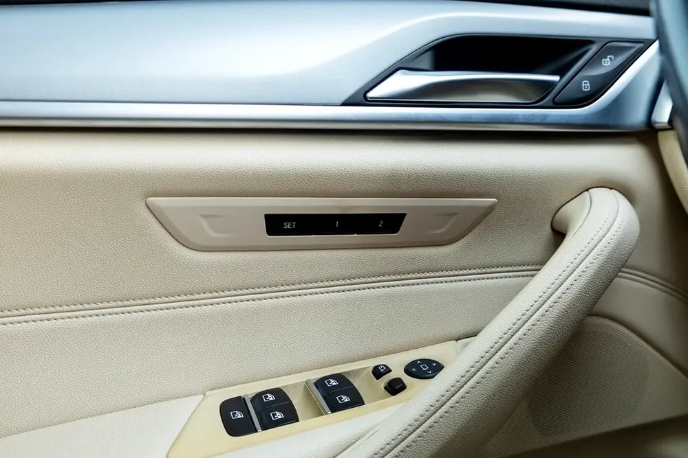 BMW 5 Series 520 2019 GCC specs - Image 11