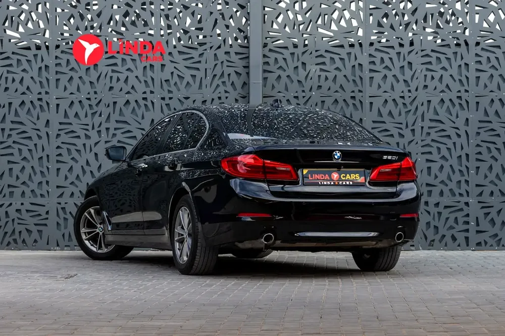 BMW 5 Series 520 2019 GCC specs - Image 6