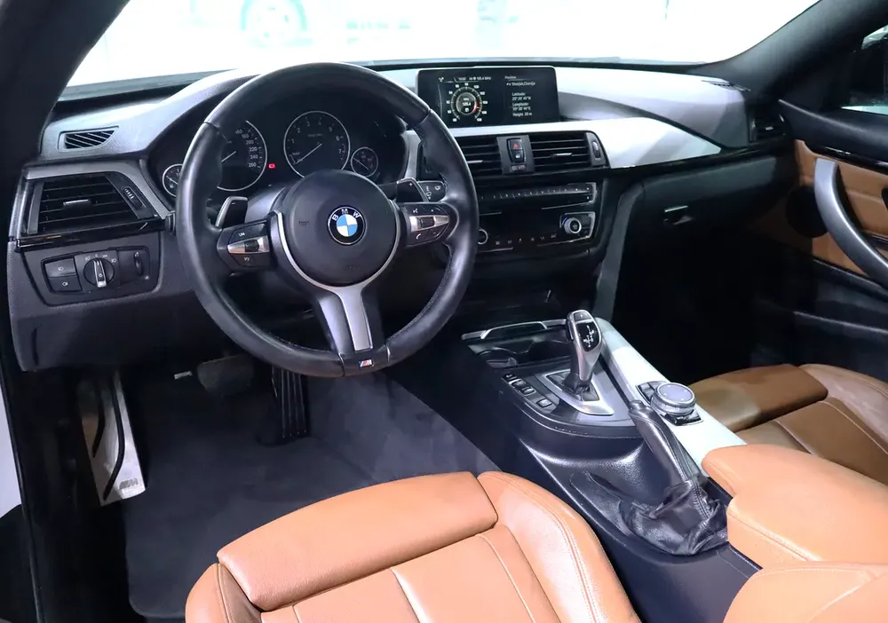 428i Coupe . GCC Specs . Mid-High Option . Excellent Condition - Image 8