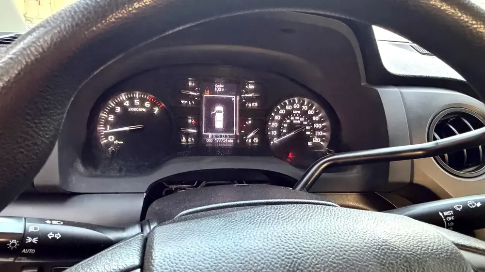 2020 Toyota Tundra SR5 American Specs - Reliable Powerhouse - Image 4