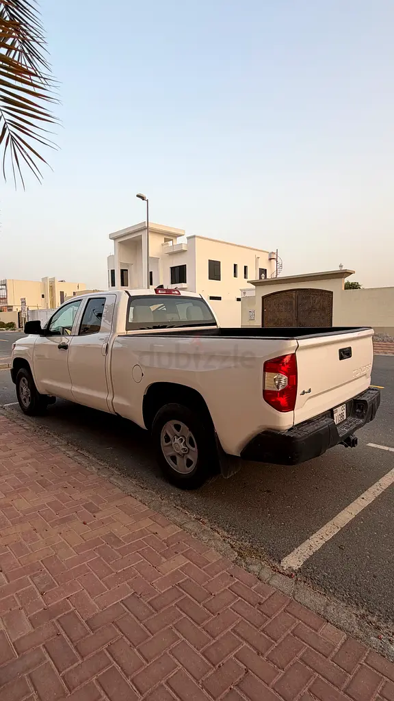 2020 Toyota Tundra SR5 American Specs - Reliable Powerhouse - Image 7