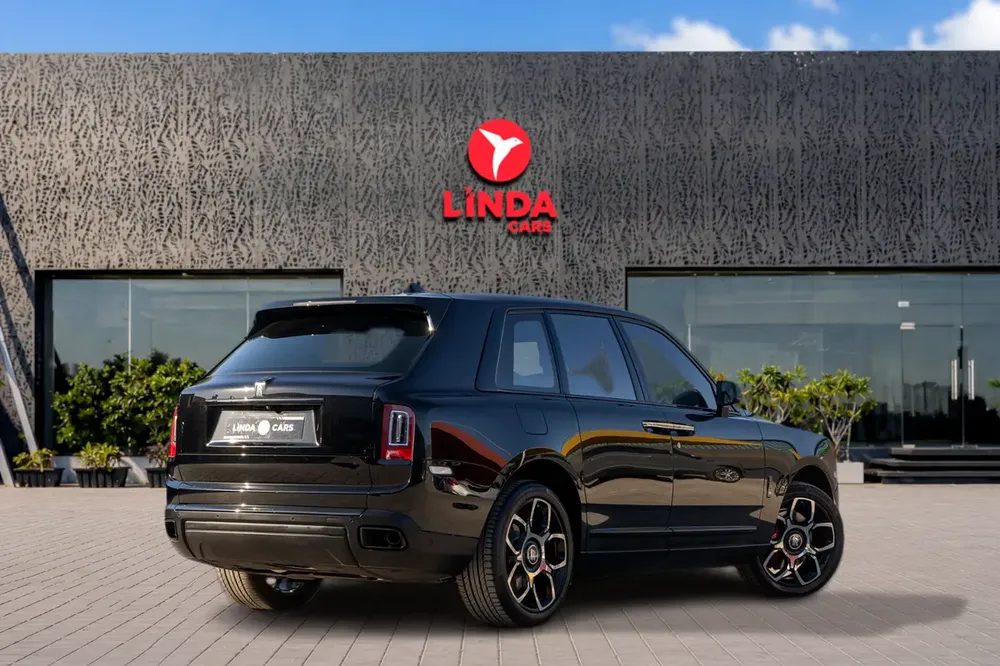 Rolls-Royce Cullinan Black Badge 2020 GCC - Image 7