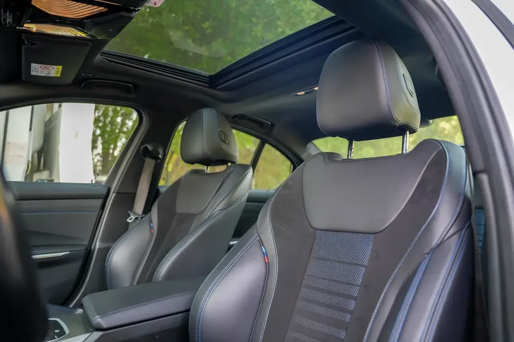 2021 || BMW 330I || M SPORT ALCANTARA || LOW MILAGE WITH A MINT CONDITION - Image 6