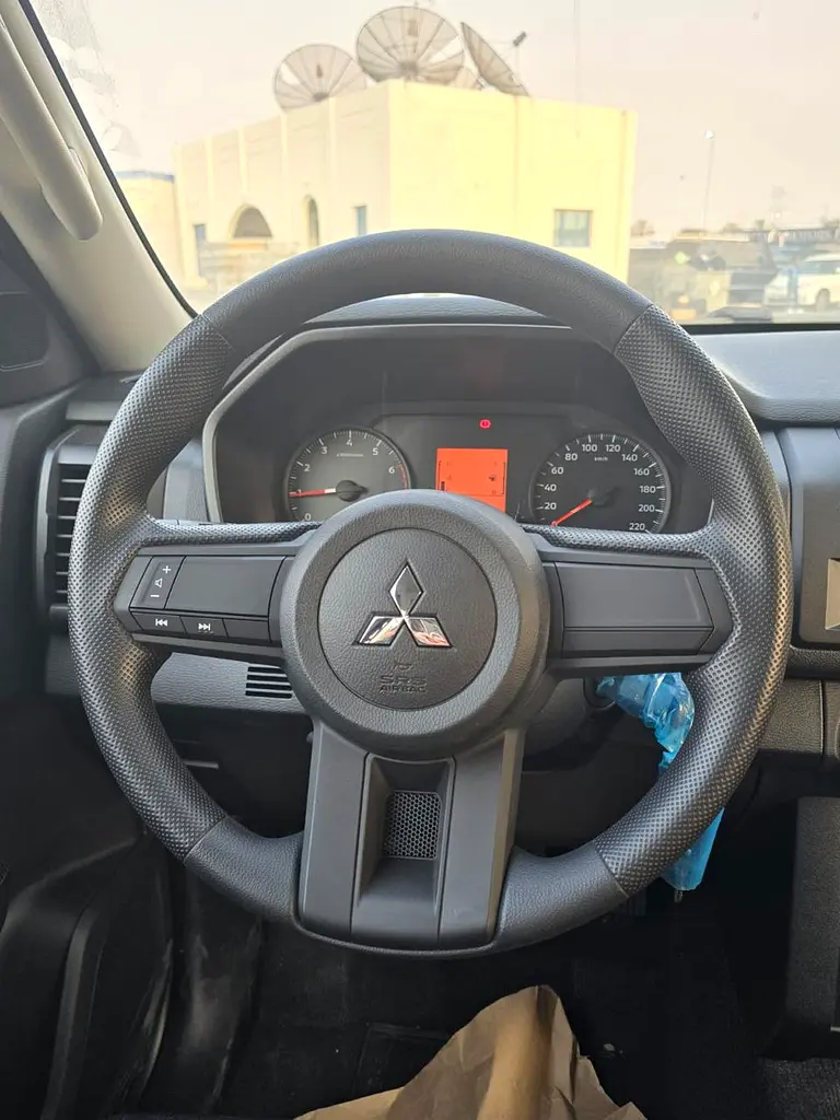 2026 Mitsubishi L200 2.4L GLX MT Petrol - Image 12