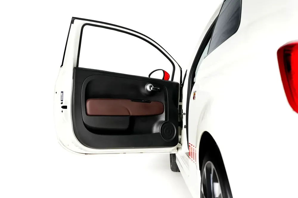 Fiat 500 Abarth 595 Competizione Convertible-GCC-Dealer Warranty Until 10/2027- Full Service History - Image 17