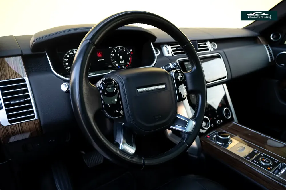 2019 Range Rover Vogue SE GCC | SV Kit Supercharged | Luxury SUV - Image 10
