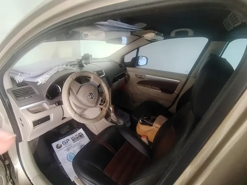 Suzuki Ertiga - Image 11
