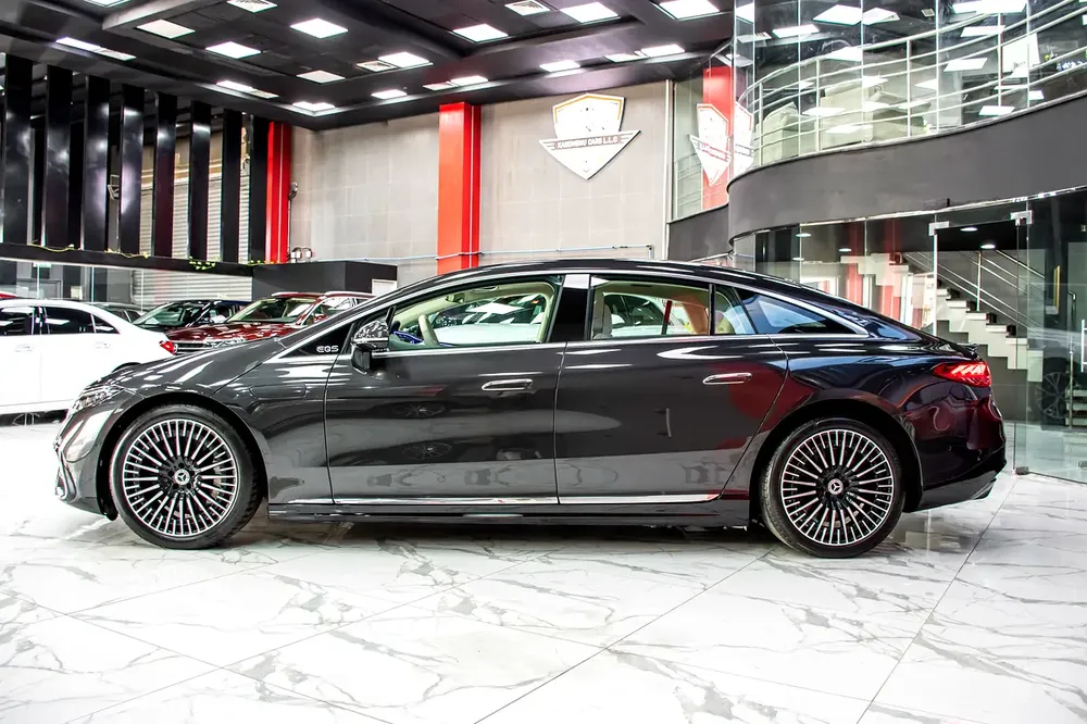 2023 Mercedes-Benz EQS 450+ Sedan | GCC Spec | Premium Luxury EV | Gargash Warranty - Image 5