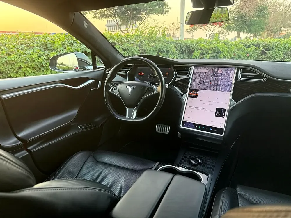 2017 Tesla Model S P100D - GCC Specs - Excellent Condition - Image 11
