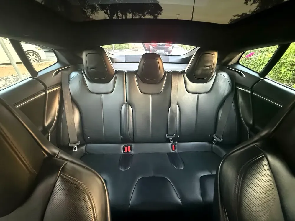 2017 Tesla Model S P100D - GCC Specs - Excellent Condition - Image 16