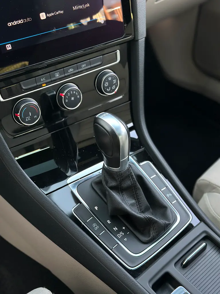 919/pm | Golf SEL Premium | 2 Year Warranty - Image 12