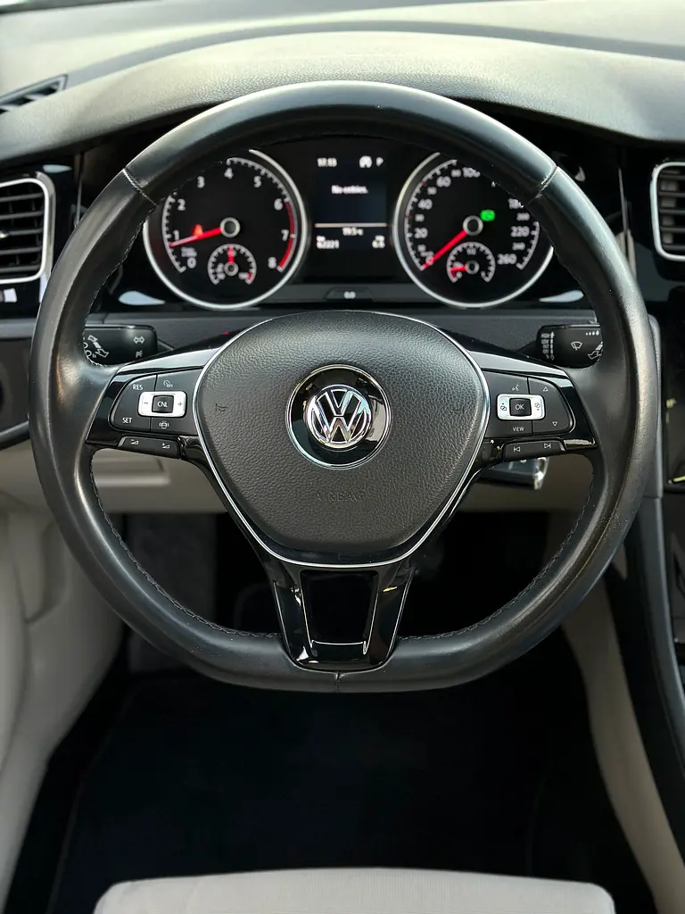 919/pm | Golf SEL Premium | 2 Year Warranty - Image 13