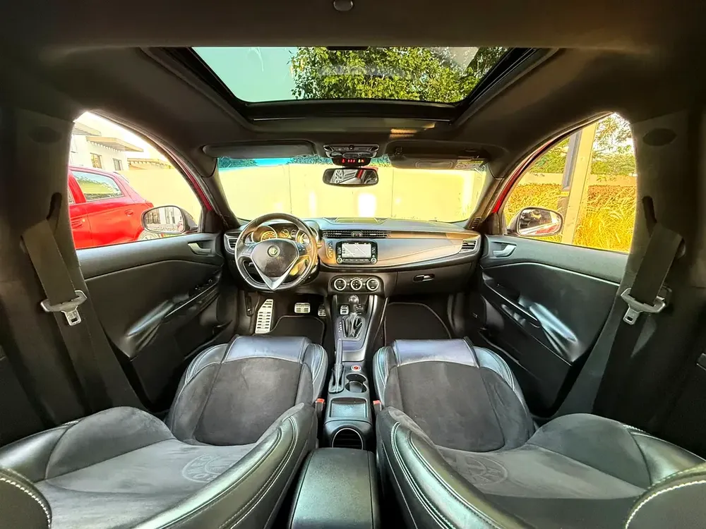 2015 ALFA ROMEO GIULETTA VELOCE 1.8L 4cyl.// ORIGINAL PAINT// EXCELLENT CONDITION// - Image 14