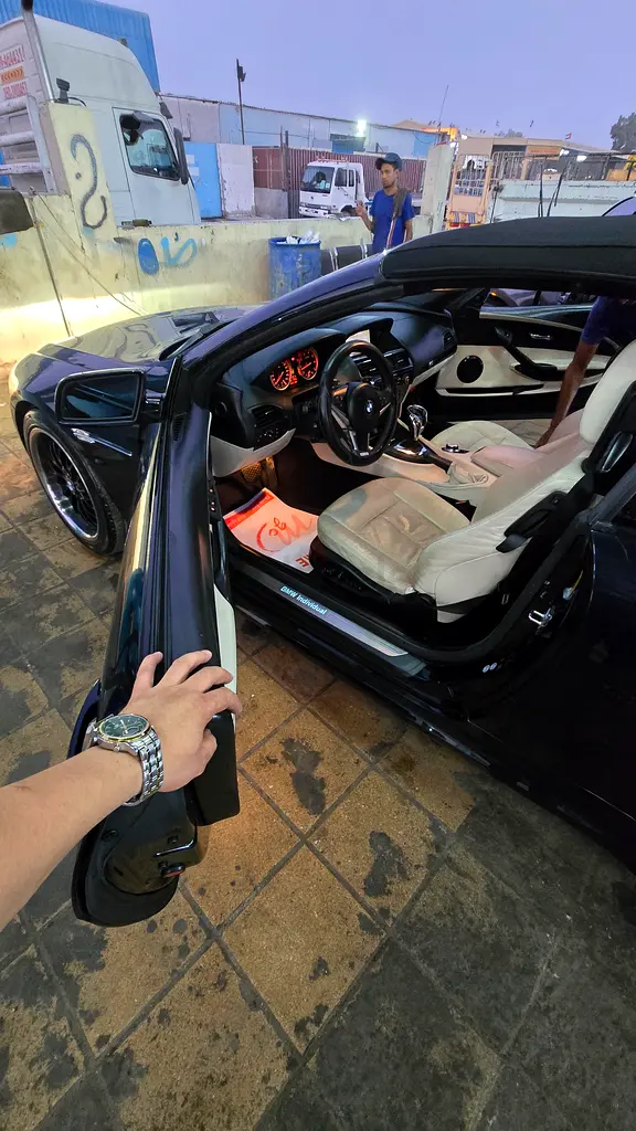 This BMW is for sale for people with good taste. - Image 9