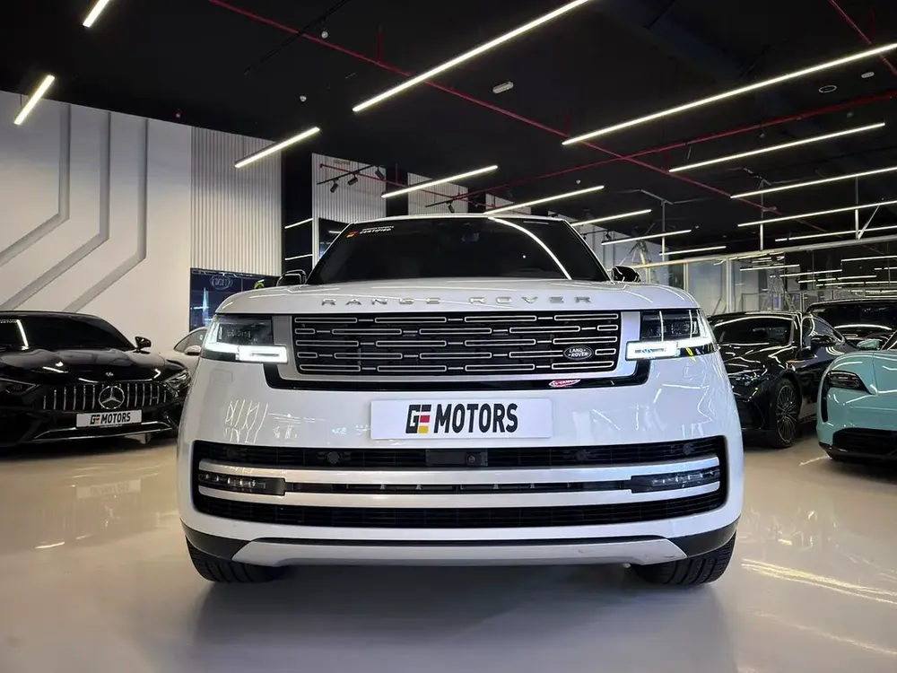 2023 LWB VOGUE AUTOBIOGRAPHY P530 - MINT CONDITION - AL TAYYER WARRANTY AND SERVICE - Image 5