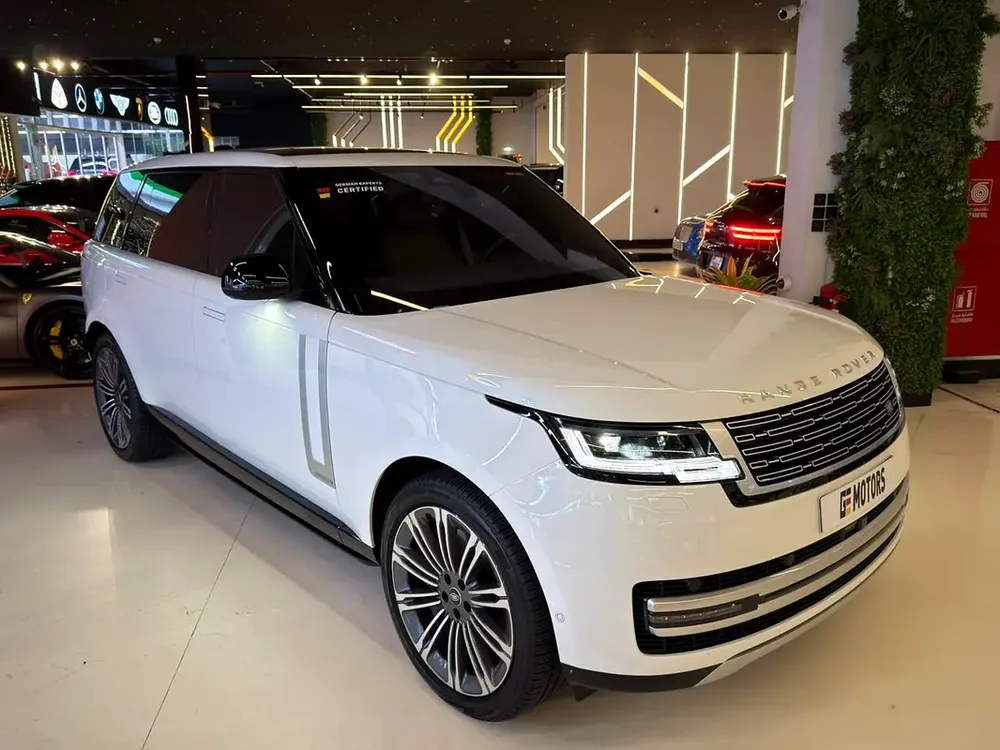 2023 LWB VOGUE AUTOBIOGRAPHY P530 - MINT CONDITION - AL TAYYER WARRANTY AND SERVICE - Image 6