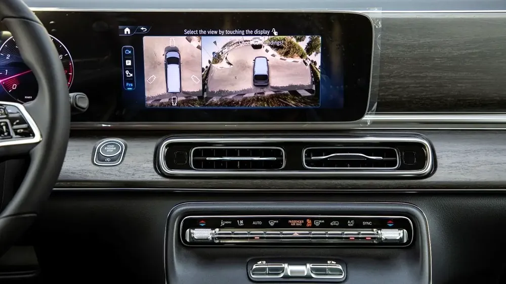 Mercedes-Benz V 300 Avantgarde Plus Extra Long | 2025 | GCC Specs | with 2 Years Agency Warranty - Image 13