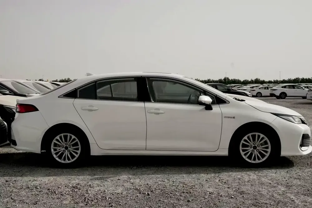 Toyota Allion 2024 2.0 hybrid dual engine - Image 4