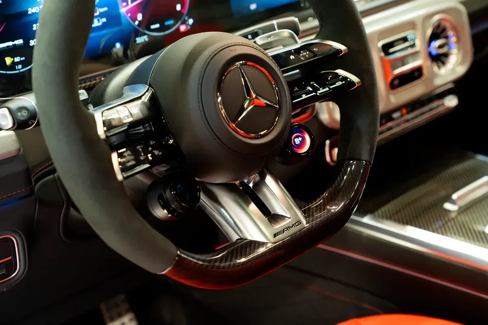 2026 | BRAND NEW | FULL INTERIOR CARBON FIBER | 0 KM | FULL OPTION | EURO SPECS - Image 16