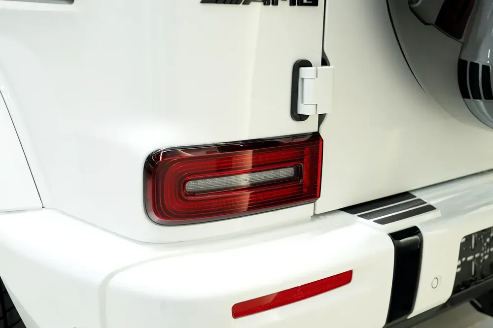 2026 | BRAND NEW | FULL INTERIOR CARBON FIBER | 0 KM | FULL OPTION | EURO SPECS - Image 8