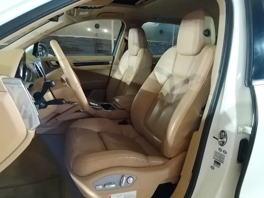 PORSCHE CAYENNE S 2012 4.8L | SUNROOF | BEIGE INTERIOR | 14-WAY POWER SEATS - Image 17