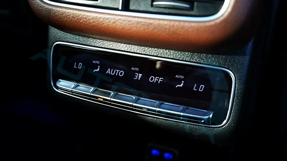 2026 Mercedes-Benz GLE 450 Coupe AMG 4MATIC EQ Boost GCC 0Km With 2 Years Unlimited Mileage Warranty - Image 16