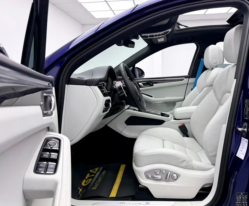 2025 Porsche Macan S, Porsche Warranty+Full Service History, GCC - Image 14