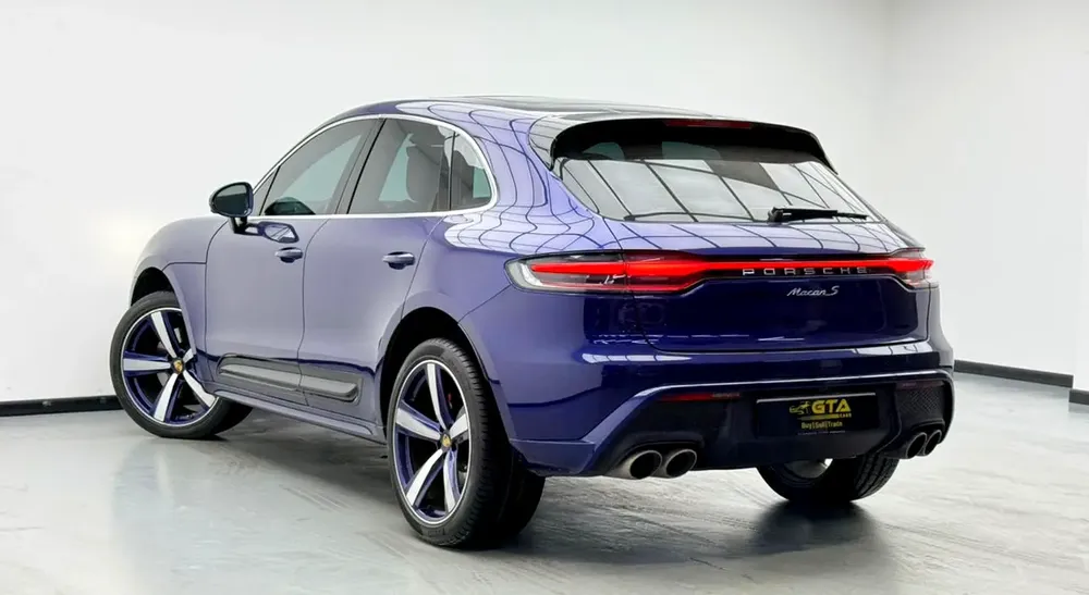 2025 Porsche Macan S, Porsche Warranty+Full Service History, GCC - Image 4