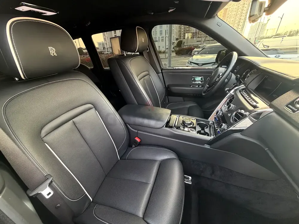 Rolls Royce Cullinan 2021 | Novitec | Black Badge Style | Blacked Out - Image 11