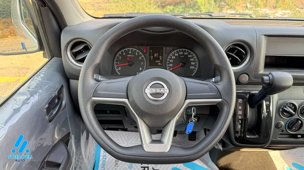 2021 Nissan Urvan Cargo Van - GCC Specs - Very Clean - Image 18