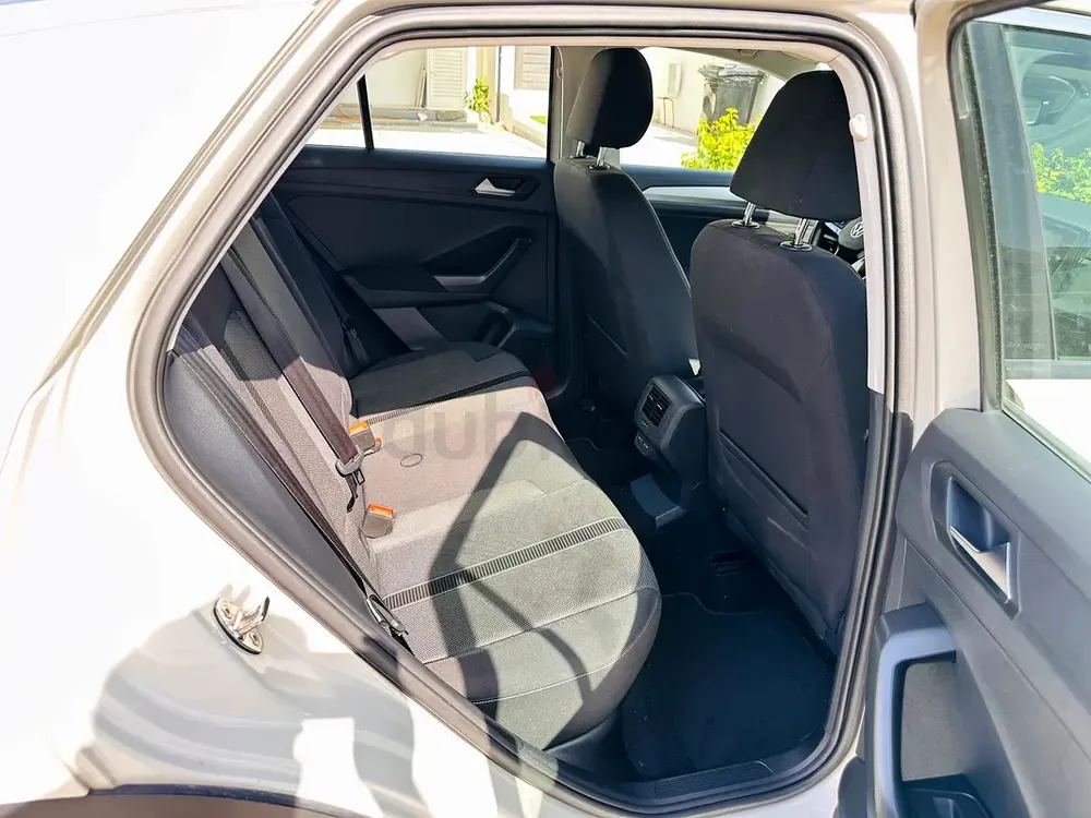2024 Volkswagen T-Roc Life | GCC Specs | Under Warranty - Image 10