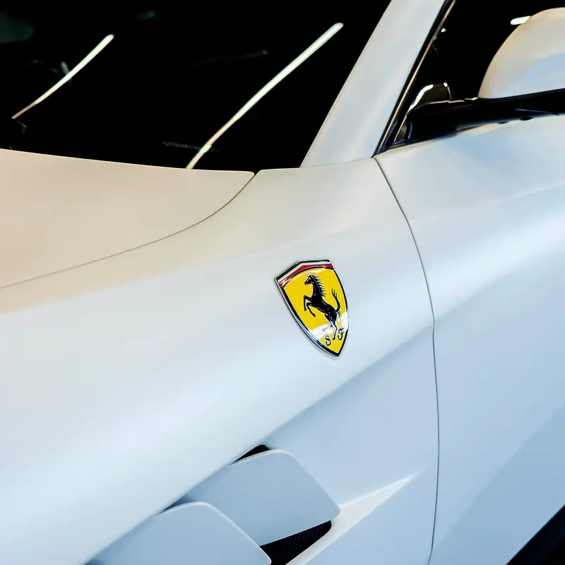 Ferrari GTC4Lusso V12 - 2017 - GCC Specs - Pristine Condition - Image 8