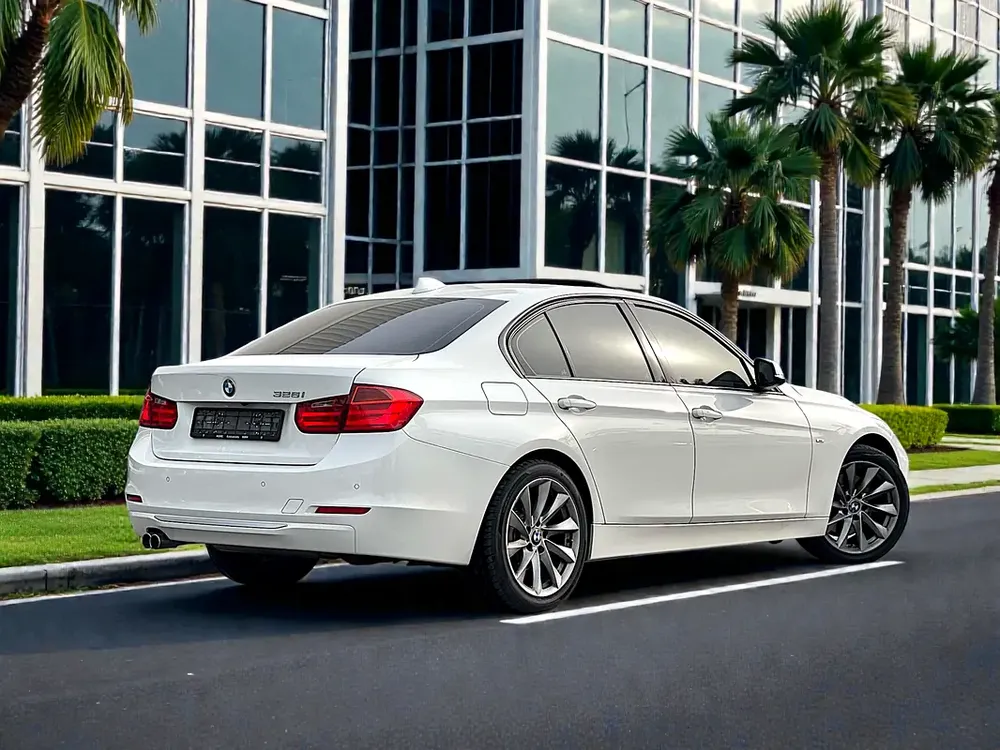 BMW | 3 SERIES |  328i Modern | ORIGINAL PAINT | FREE ACCIDENT | LOW MILEAGE - Image 5