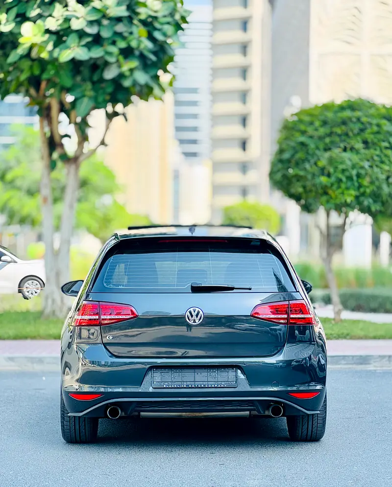 Volkswagen Golf GTI 2015 – GCC Specs IN EXCELLENT CONDITION - Image 8