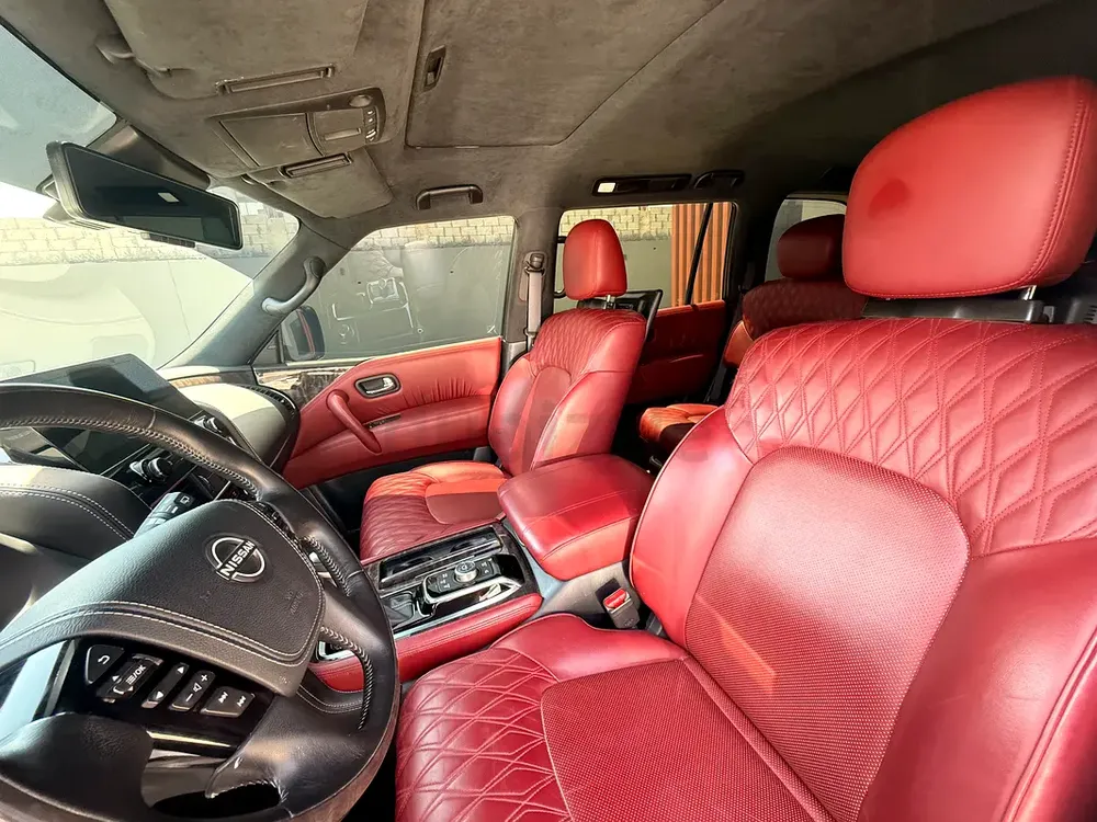 2023 Nissan Patrol LE Platinum V8 | Full Service History | GCC | Red Custom Interior - Image 12