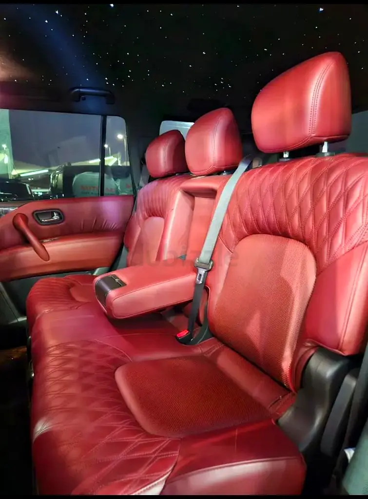 2023 Nissan Patrol LE Platinum V8 | Full Service History | GCC | Red Custom Interior - Image 9