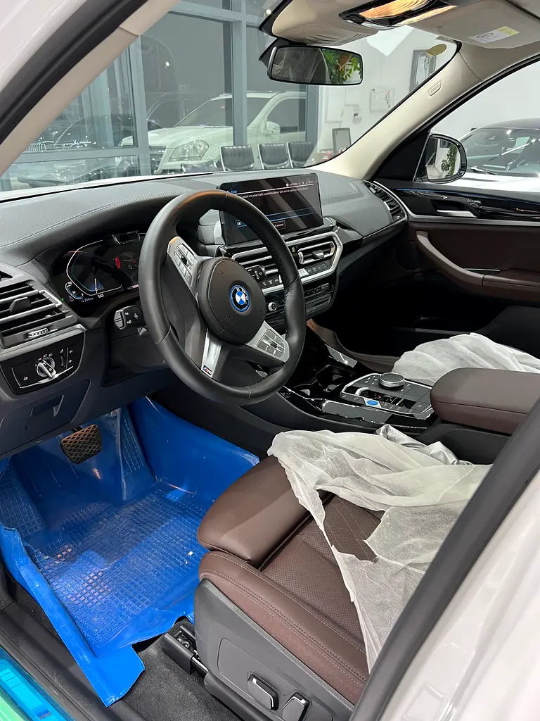 Brand New BMW iX3 2024 Electric - Image 9