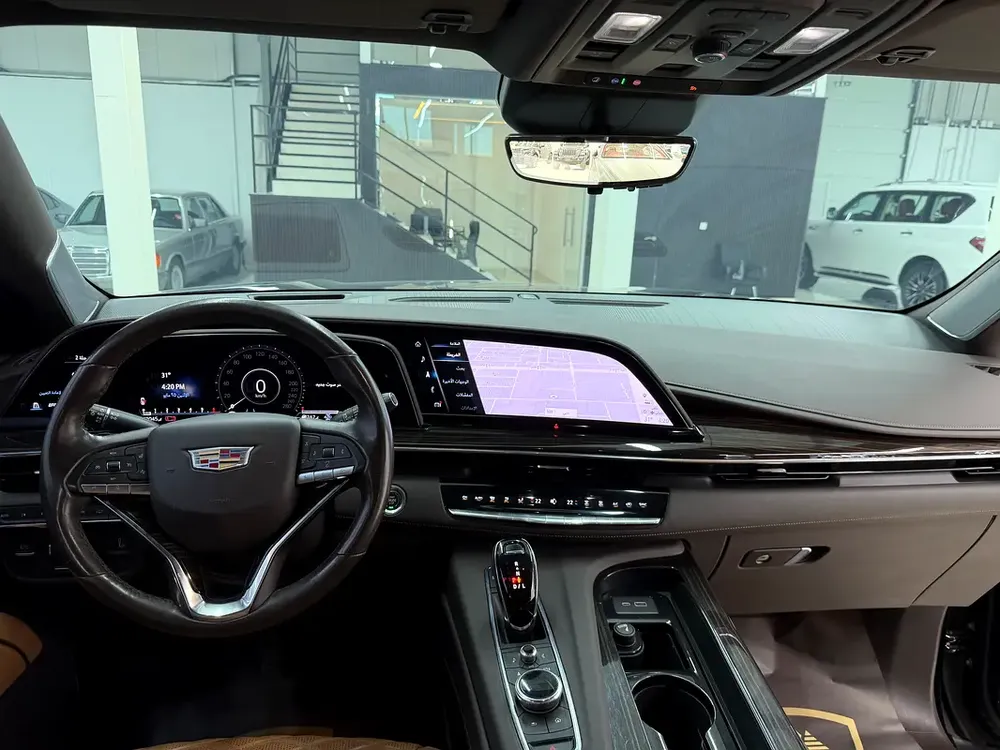 2022 Cadillac Escalade Sport Platinum | GCC Specs | Top of the Range - Image 8