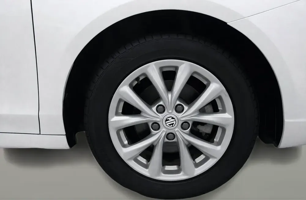 AED 455/month | 0 Downpayment | Free 3 Months Warranty | Service History | 30 Day Return | MG 5 2023 - Image 12