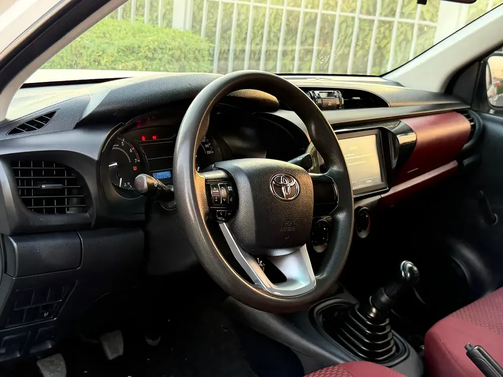 Toyota Hilux Double Cab GL 2022 | GCC Specs | Low Mileage | Accident free | Original paint - Image 13