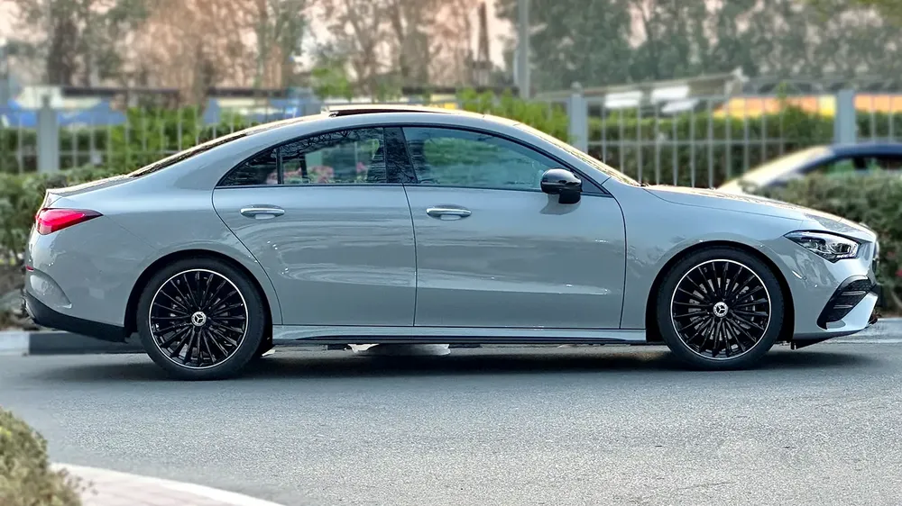 Mercedes-Benz CLA 200 2026 Full options AMG Package 0 km Agency Warranty - Image 6