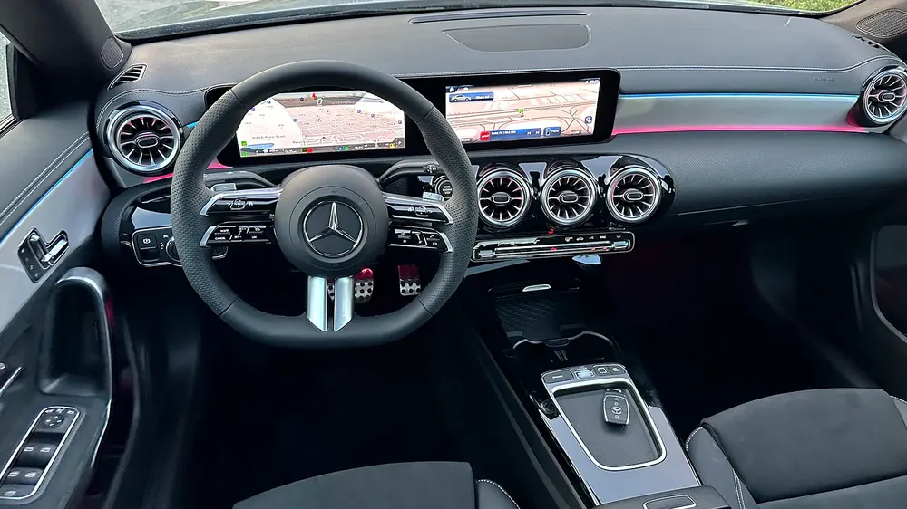 Mercedes-Benz CLA 200 2026 Full options AMG Package 0 km Agency Warranty - Image 9