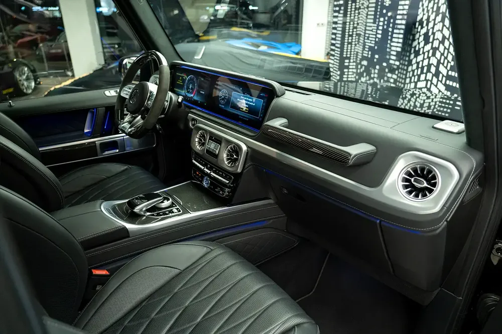MERCEDES | G63 AMG | FULL BODY KIT 2025 | GCC SPECS DEALER WARRANTY + SERVICE CONTRACT GARGASH - Image 15