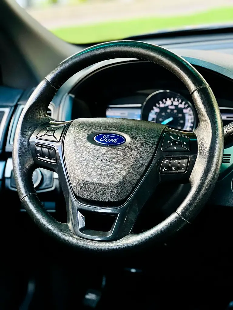 Ford Explorer Limited 2016 GCC Specs Excellent Condition 2 Keys - Image 16