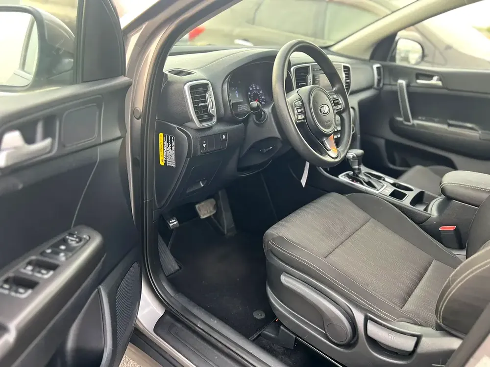 2019 Kia  Sportage Fe
Mioption-Rear Camara -2.4L-V4- - Image 12